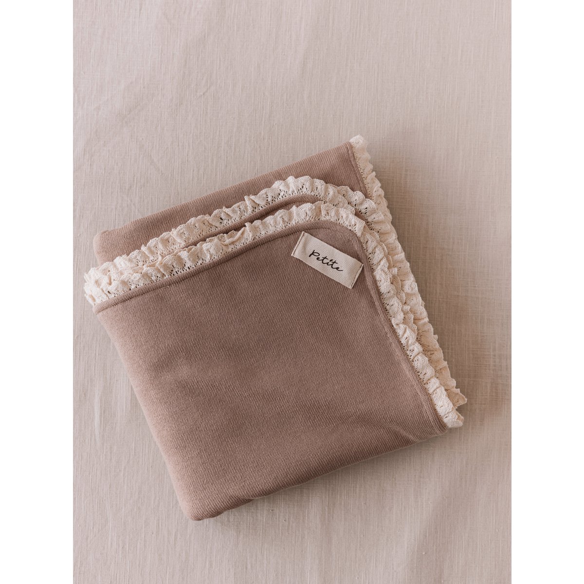 Coperta in maglia + mussola / beige scuro + pizzo