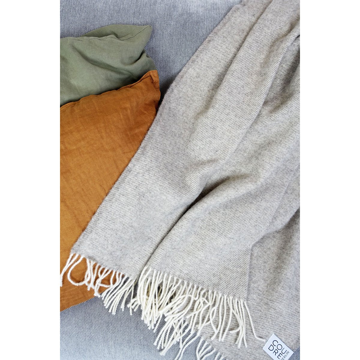Wool blanket / cuddly blanket plain limestone