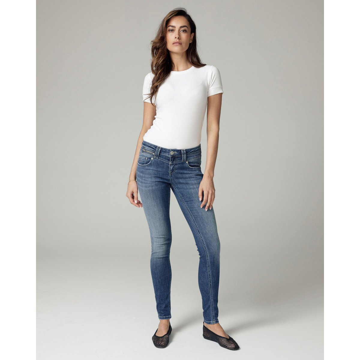 Jeans skinny a vita media blu medio effetto vintage | La Manuela
