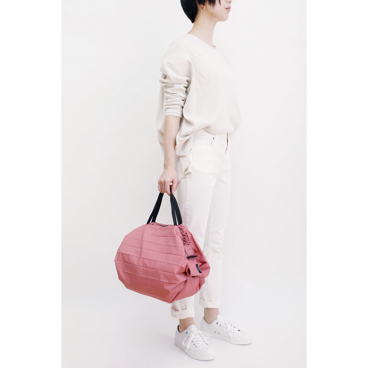 Shupatto compacte opvouwbare boodschappentas maat M - Peach (Momo)