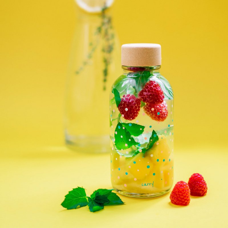FLYVENDE CIRKLER 0,4 l glasflaske
