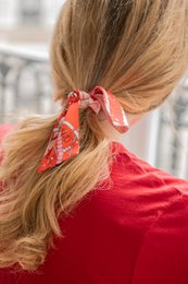 Bandschal „Das kleine rote Schmuckkästchen“