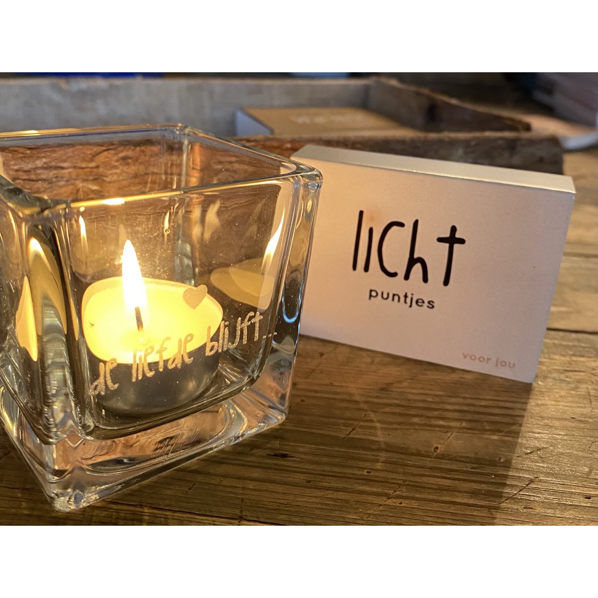 COMFORT LIGHT: tu con i fiammiferi