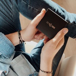 Morsecode-Armband für Männer: Glück