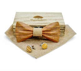 Mosca in legno “Heartwood” luminosa