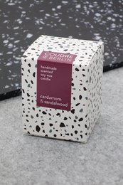 kardamon i drzewo sandałowe / świeca zapachowa CONTEMPORARIES