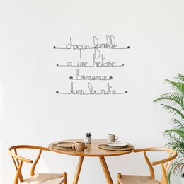 Wire wall decoration - "Every family has a story welcome in ours" - Bijoux de Mur