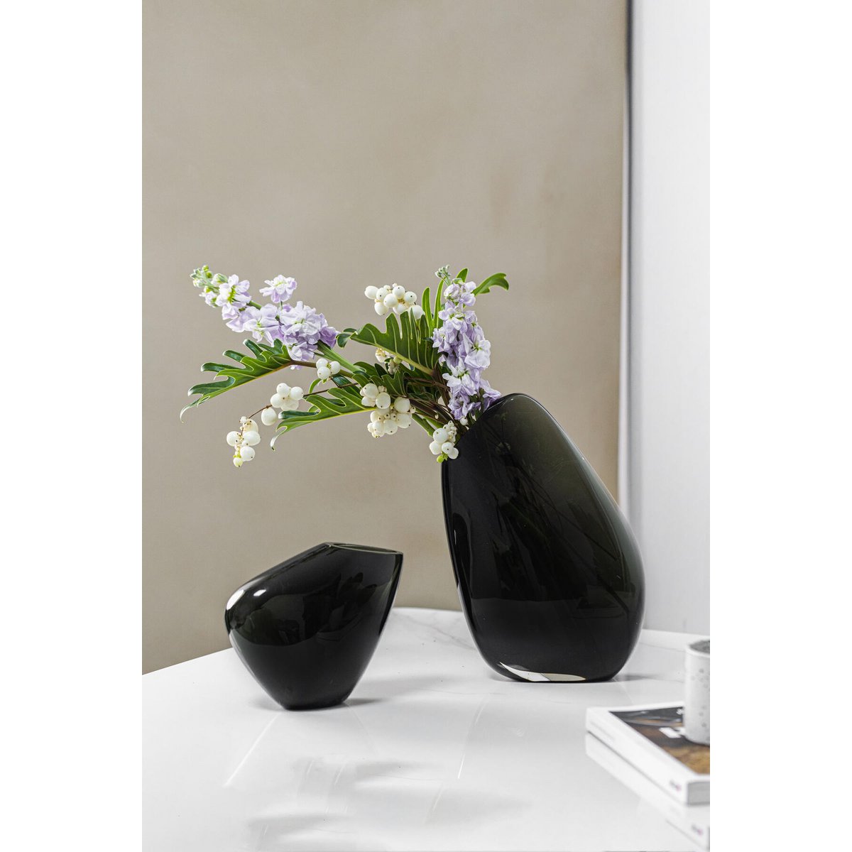 Modern vase, high design organic shape, KOOKY16GR