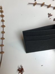 Max card holder (black)