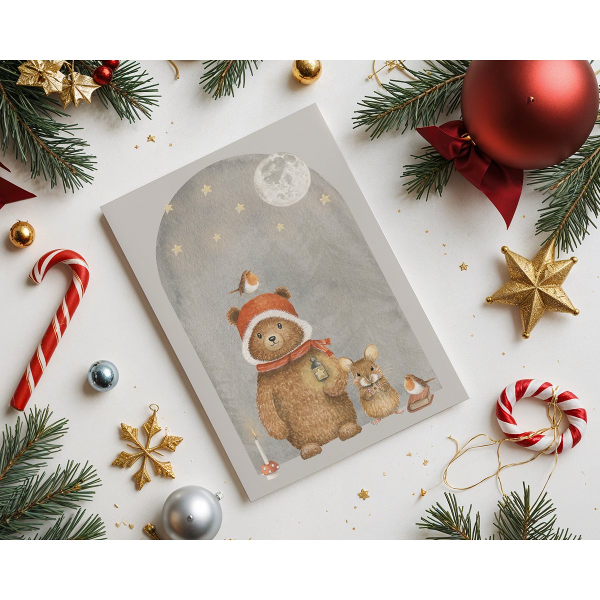Orsetto da cartolina con topo
