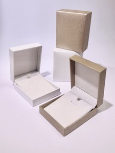12 Boîte Cadeau Bijoux pour parure Doré ou Blanche Élégante
