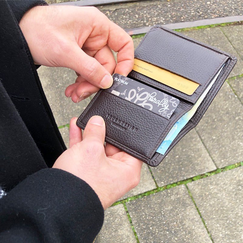 leather wallet | base