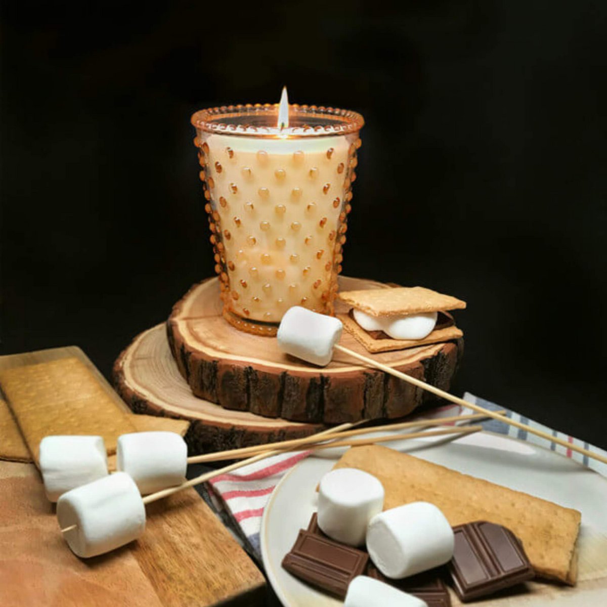Simpatico Hobnail Glass Candle 16oz %2313 Hoguera de madera de cedro