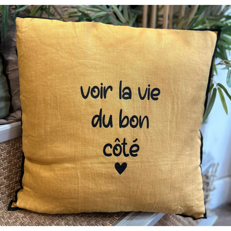 Linen square cushion