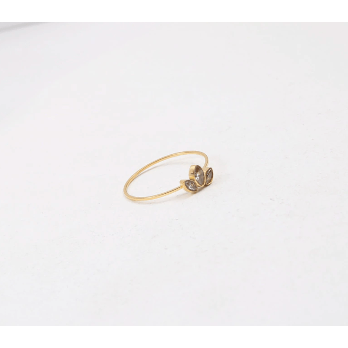 Lola - Dainty Crystal Gold Band