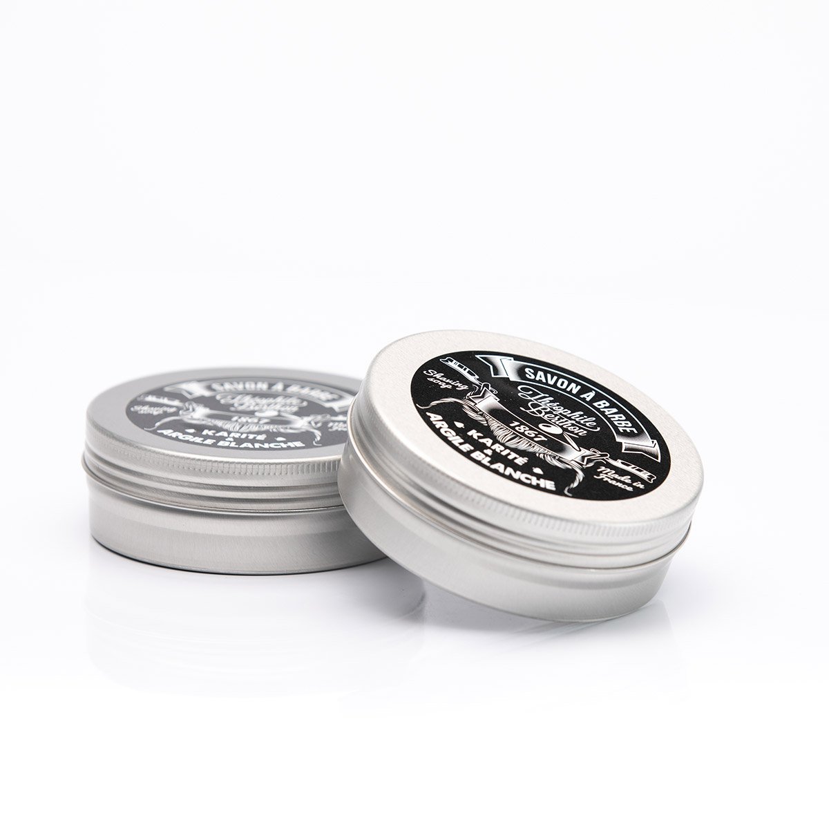 Barbersæbe med 3 naturlige aktive ingredienser fra økologisk landbrug. 100 g