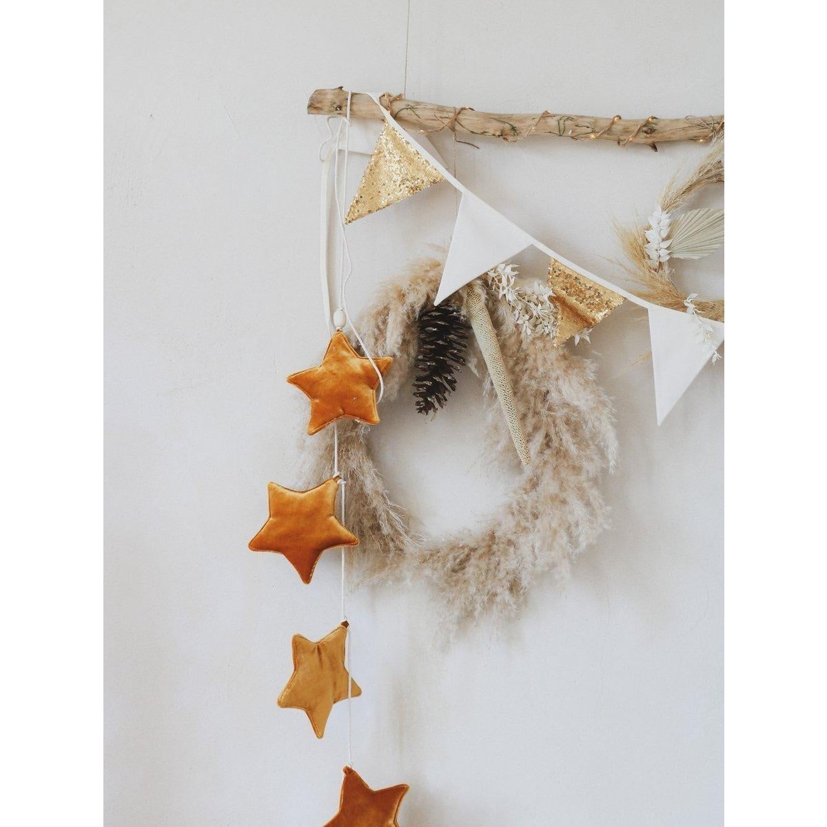 Guirlande de velours "Gold Dust" avec des étoiles