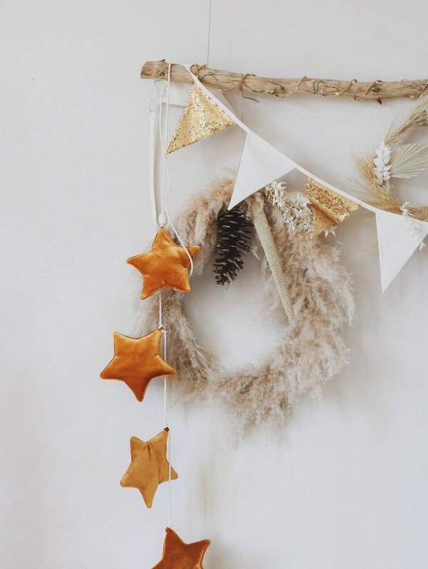 Guirlande de velours "Gold Dust" avec des étoiles