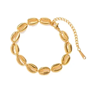 LOUIZ Armband mit Muscheln Gold