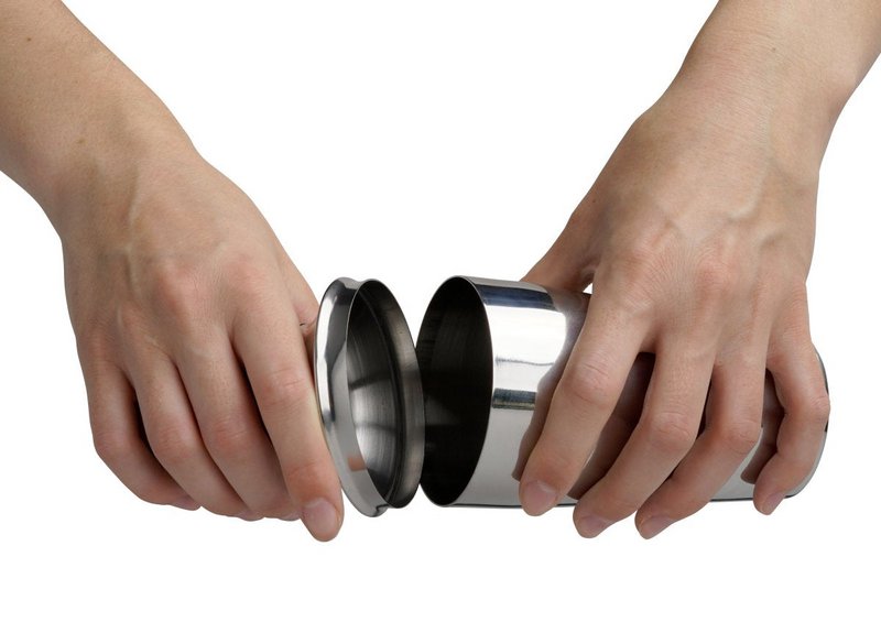 Stainless Steel Cocktail Shaker Set 400 ml and Alcohol Jigger 2 cl and 4 cl Fackelmann Bar Concept