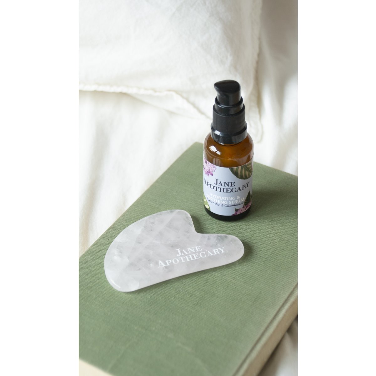 Feuchtigkeitsspendendes & beruhigendes Serum