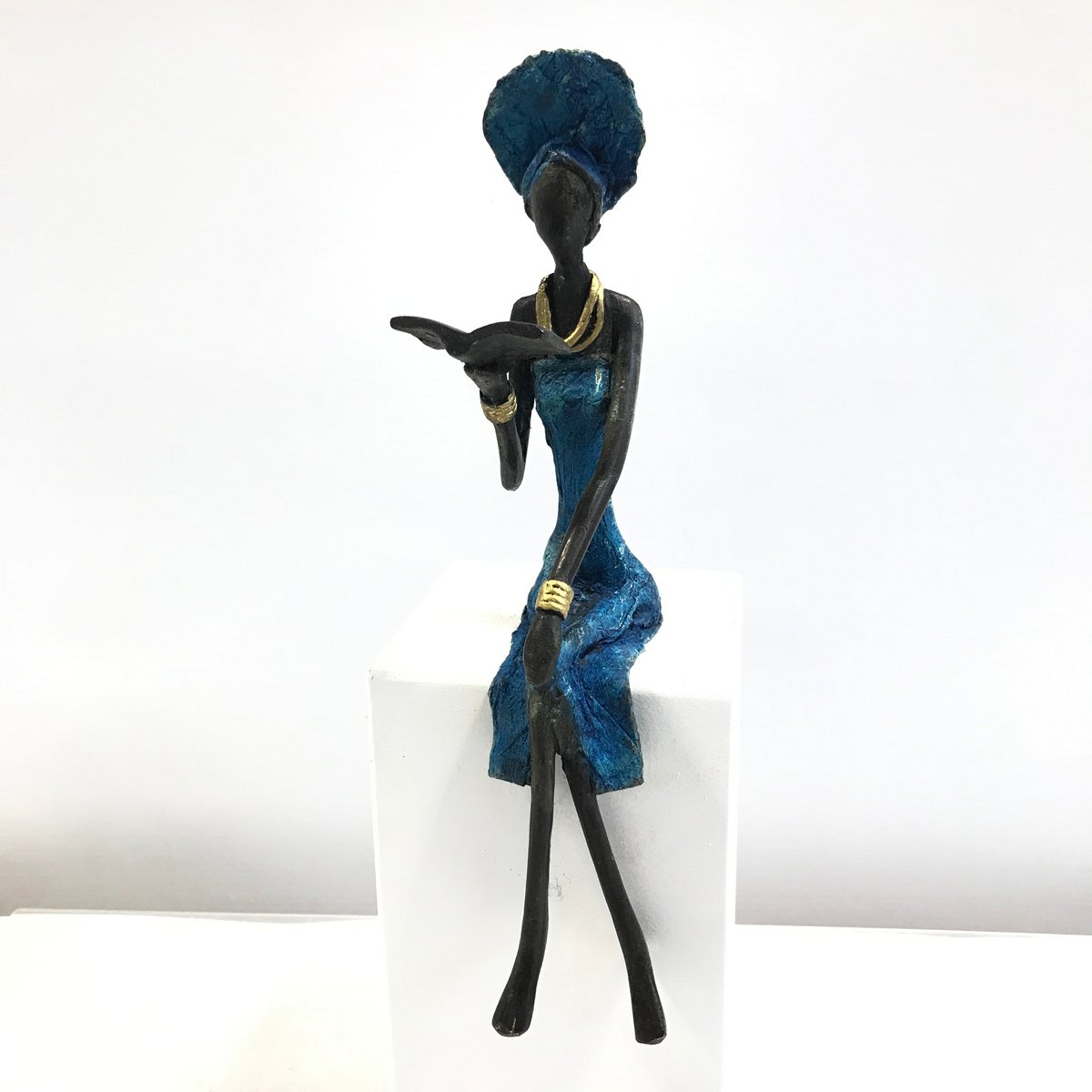 Bronze-Skulptur "Lesende Frau" by Adama Ouedraogo 25 cm Unikate verschiedene Farben