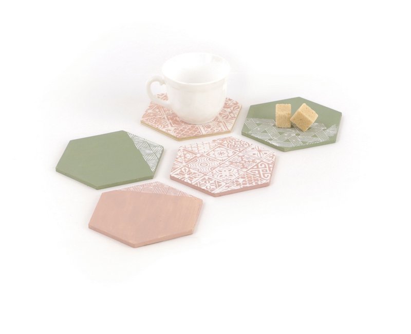 SET OF 6  WOODEN HEXAGONAL SHAPES 99x86x4mm