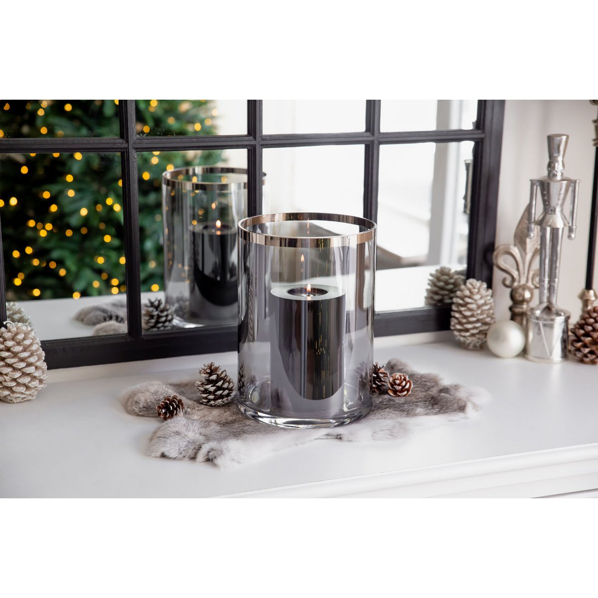 Zeus lantern with platinum edge, dark glass