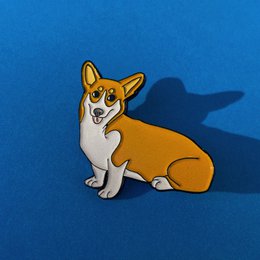 Enamel Pin "Queen's Corgi"