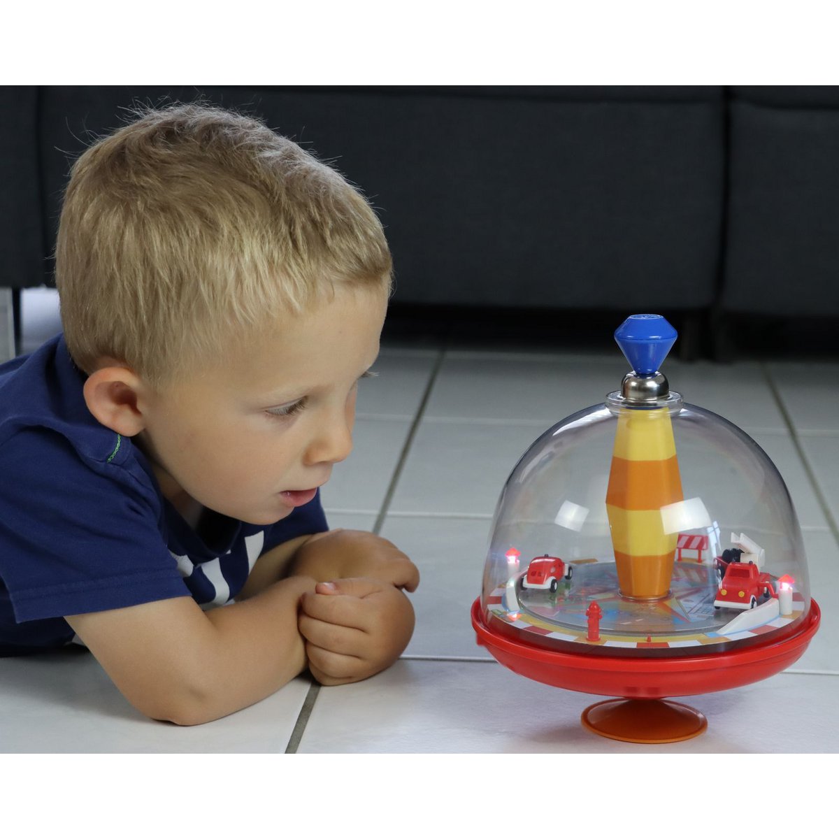 Fire brigade panorama spinning top for children, with sound and moving elements, Ø 19 cm