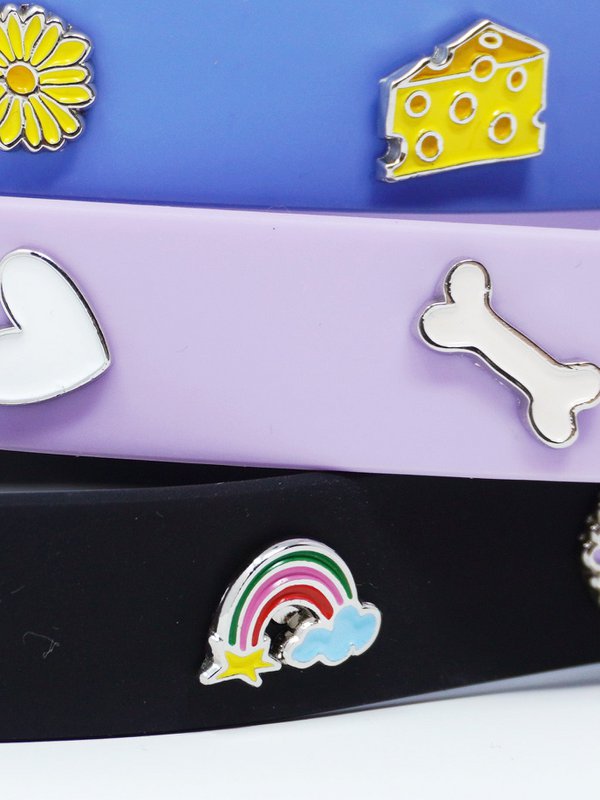 Rainbow Dog Collar Trailer