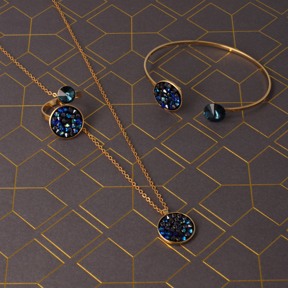 Classic Necklace Bermuda Blue