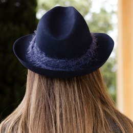 FELT HAT - mohair ribbon, unstitched edge