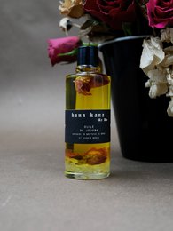 Jojoba oil, rosebuds, rose quartz