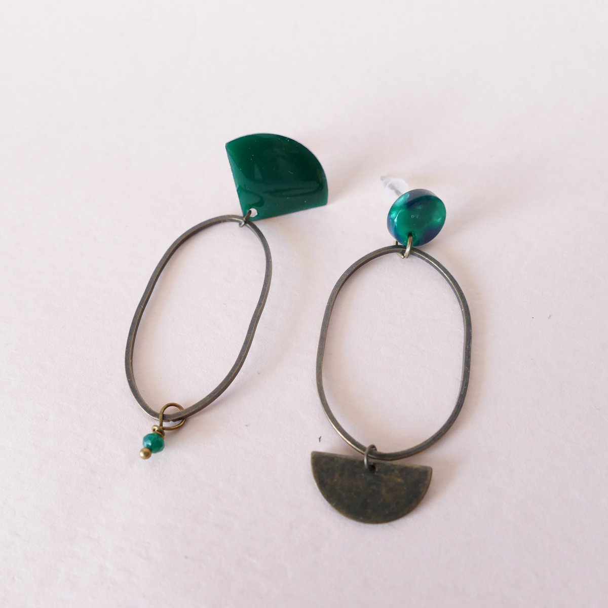 Pendientes Suzy con esmeraldas