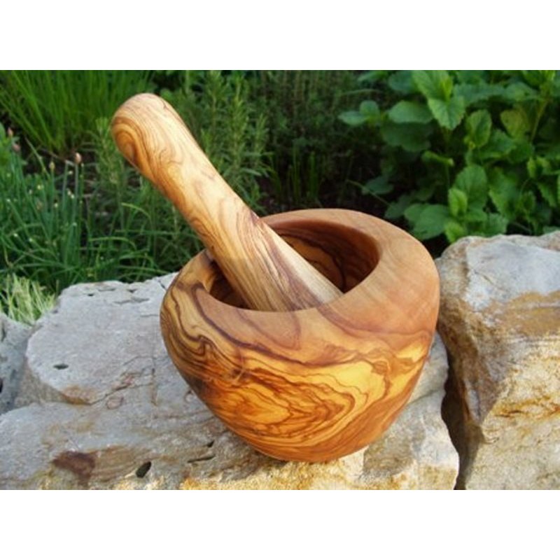 Mortaio rotondo (circa 12 cm di diametro) con pestello in legno d'ulivo