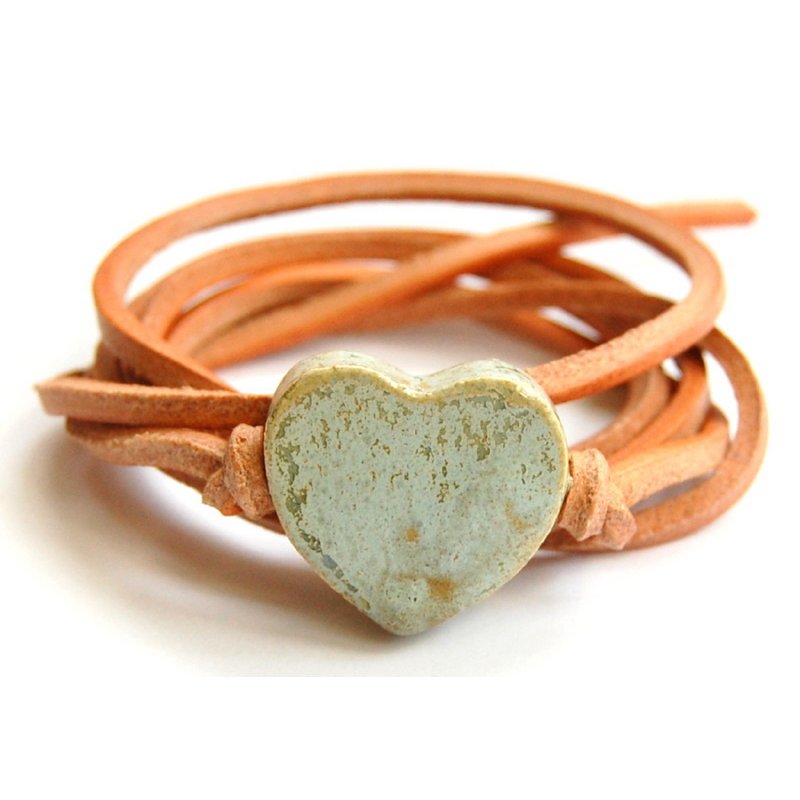 Natural leather bracelet with antique green heart