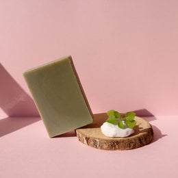Organic, natural, purifying, and calming soap bar made with 100% natural ingredients.