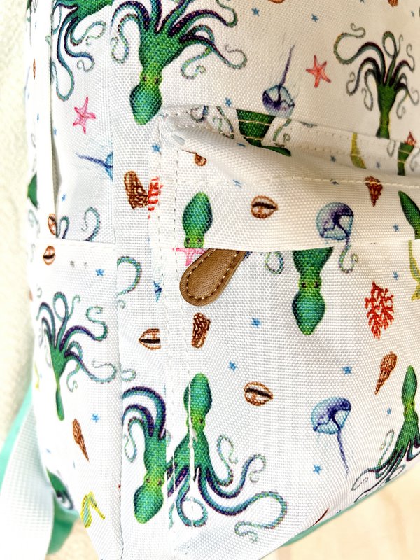 Kids backpack Octopus - Sustainable school bag made from recycled PET bottles - For toddlers and preschoolers - Multiple compartments - Unique design hand-painted by Mies