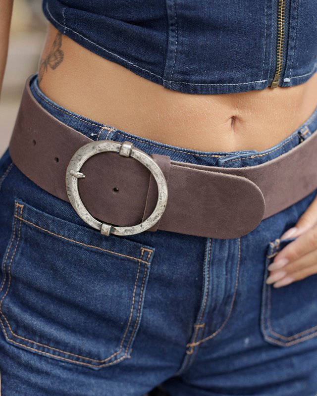 OP BESTELLING GEMAAKT Lean | Luxe leren riem met ronde vintage gesp