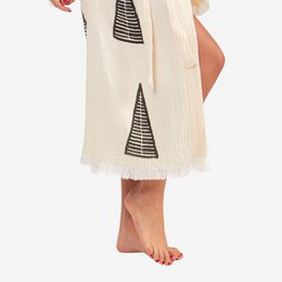 Pyramidenlanger Kimono