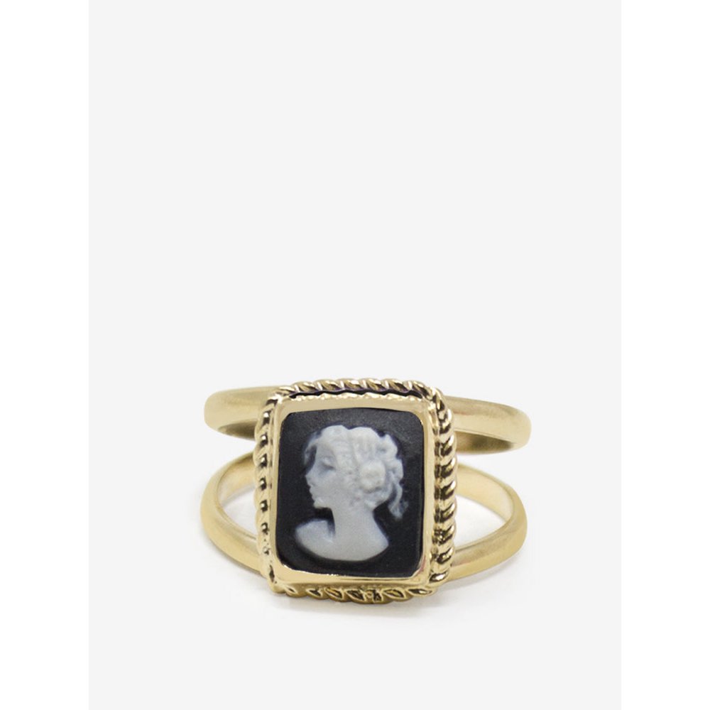 De geliefde zwarte cameo -ring
