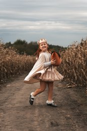 Little Cream Riding Hood -White Witch Magic Cape
