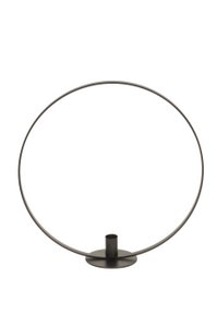Candle holder ring on plate
