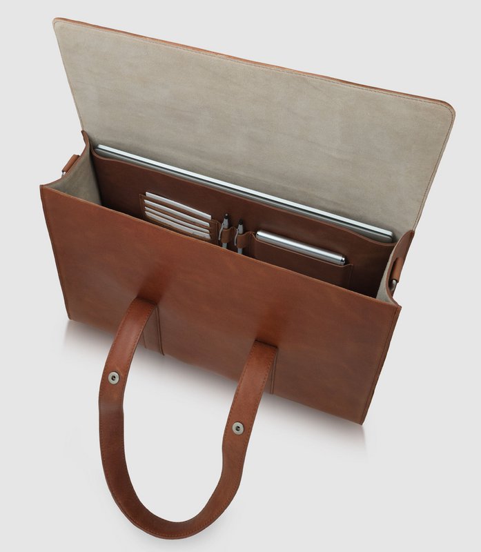 Kuffert LESATH cognac