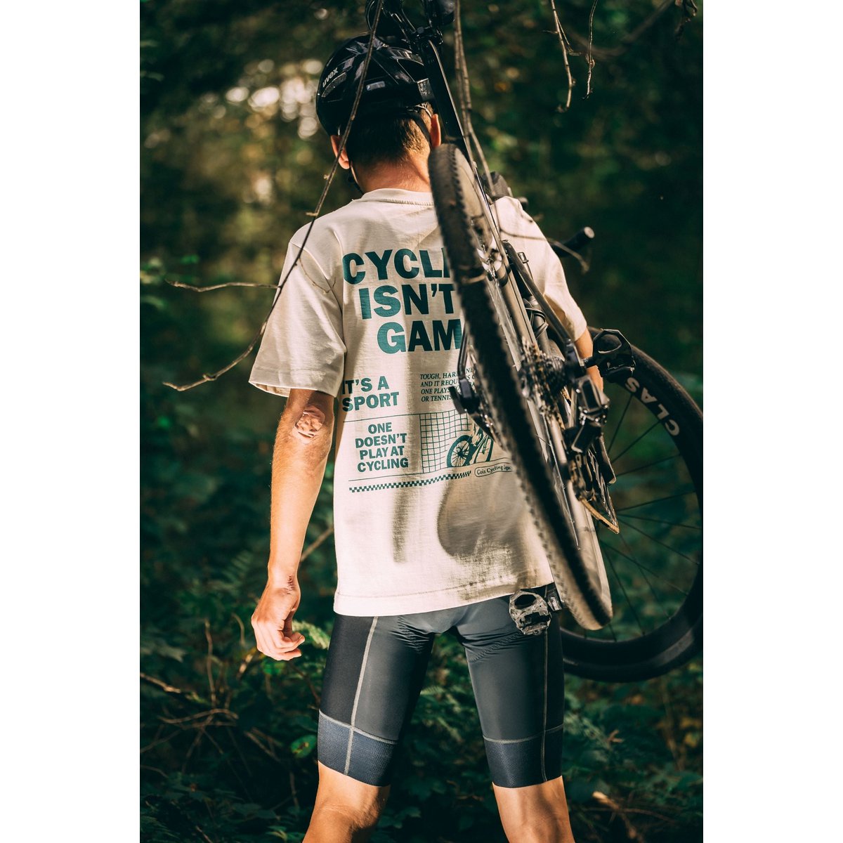 Kolarstwo to nie gra, oversize'owa koszulka rowerowa unisex (naturalna - zielona)