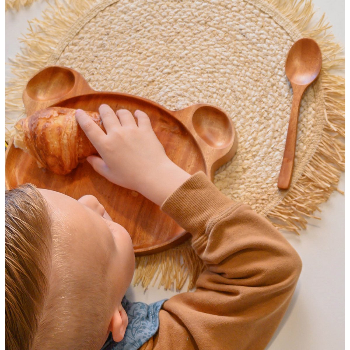 Handmade - Kids Plate - Bear - Eco-friendly - Khaya Wood