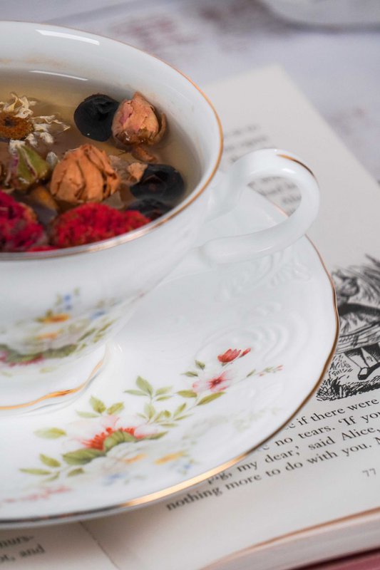 Tazza con piattino Giardino inglese 180 ml Isabelle Rose