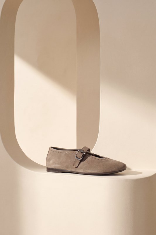 MERCHE TAUPE – Bailarinas con tachuelas