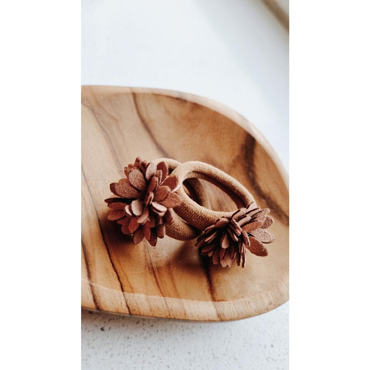 Gomas elásticas flor marrón (juego)